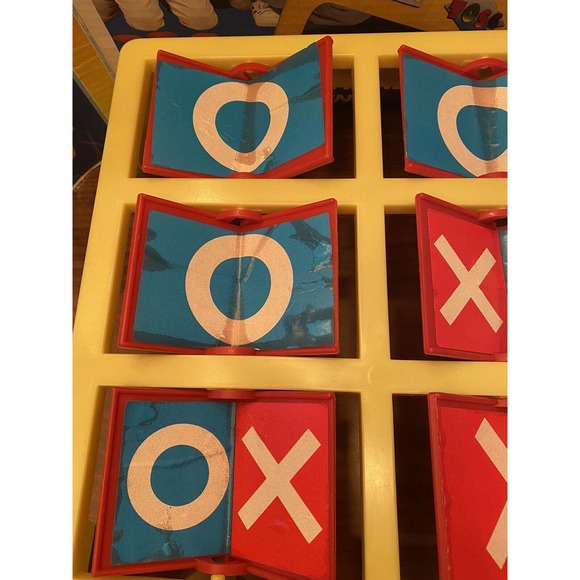 VINTAGE Marchon Games 1988 Tic Tac Toss Original Box AND Instructions Complete - Picture 3 of 7